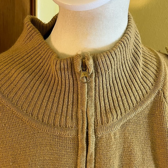 Big Buddha Women’s Camel Colored Sweater Style Pancho Size M/L - Picture 7 of 12